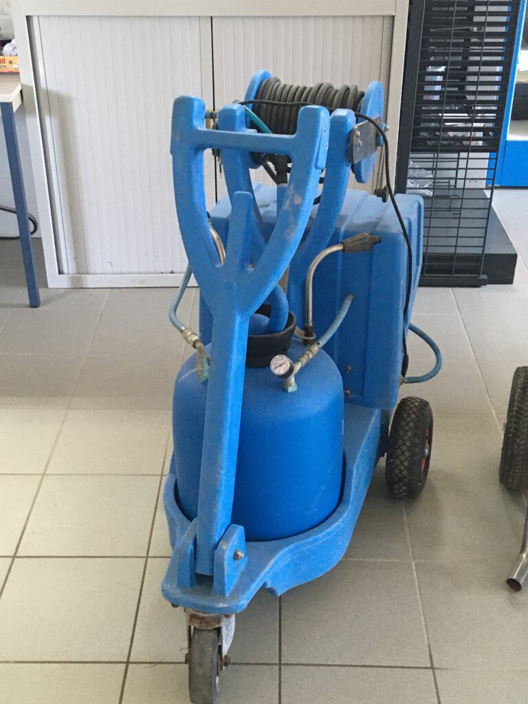 Mmp Renaud Magasin De Peinture La Roche Sur Yon Machines 10