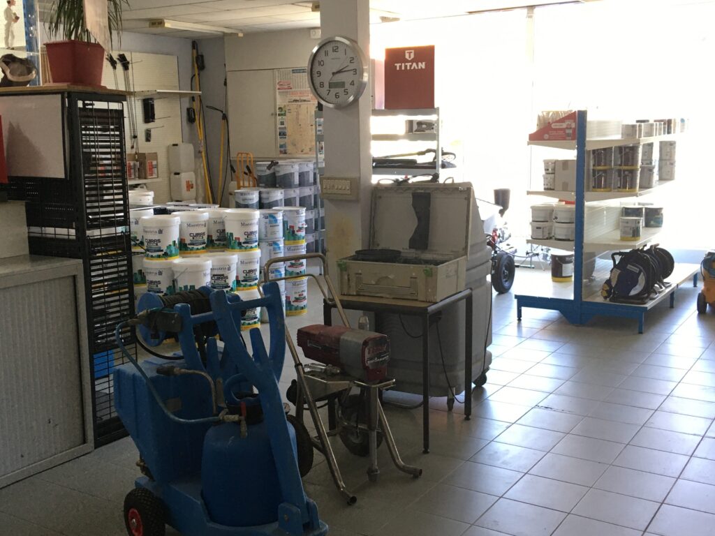 Mmp Renaud Magasin De Peinture La Roche Sur Yon Machines 12